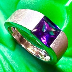 Amethyst Tank Ring In White Gold Women's Size 5